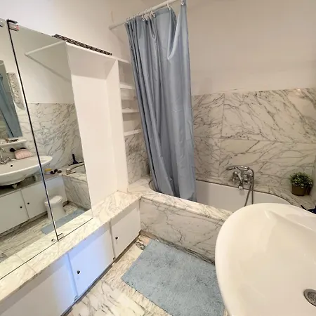 Superbe A St Raphael, A Pied Apartment
